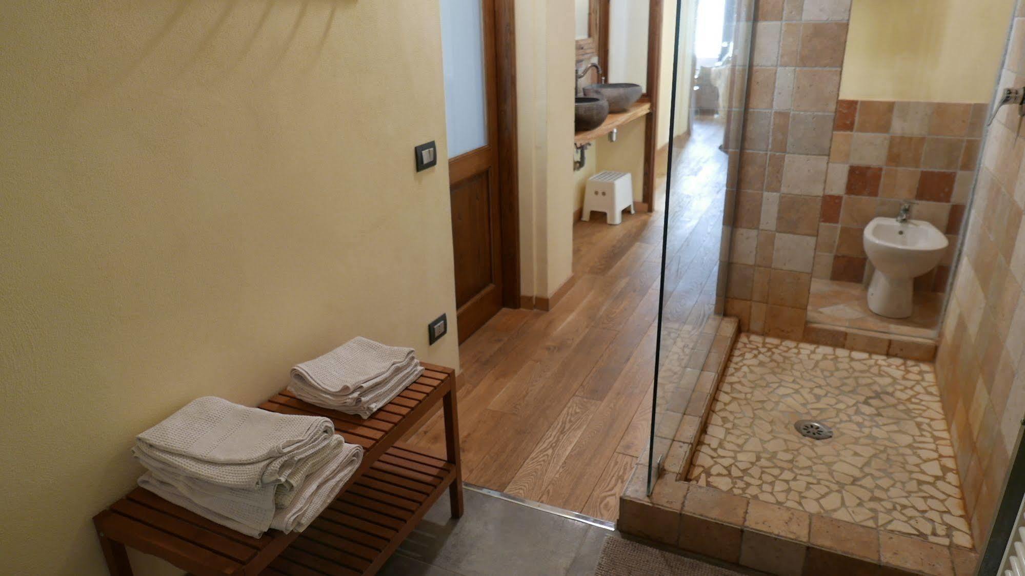 Ferienwohnung Il Sasso Sul Cipresso Lucca Exterior foto