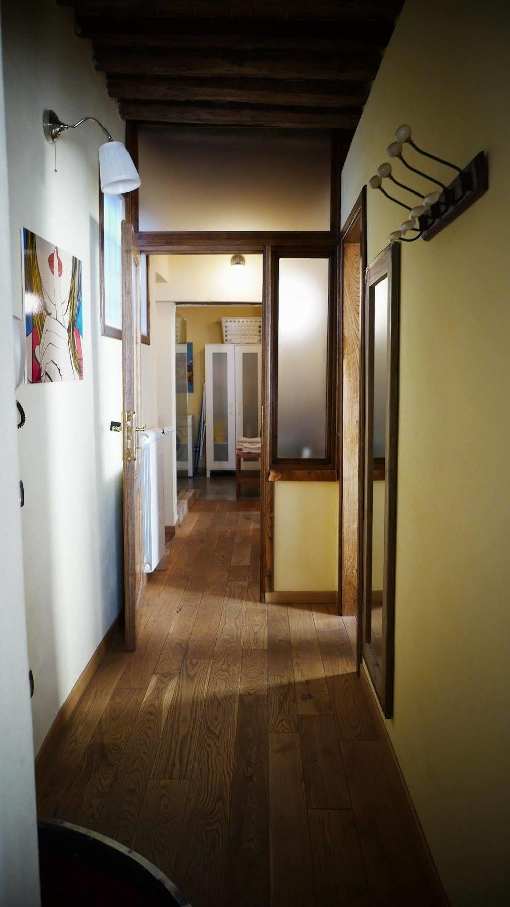 Ferienwohnung Il Sasso Sul Cipresso Lucca Exterior foto